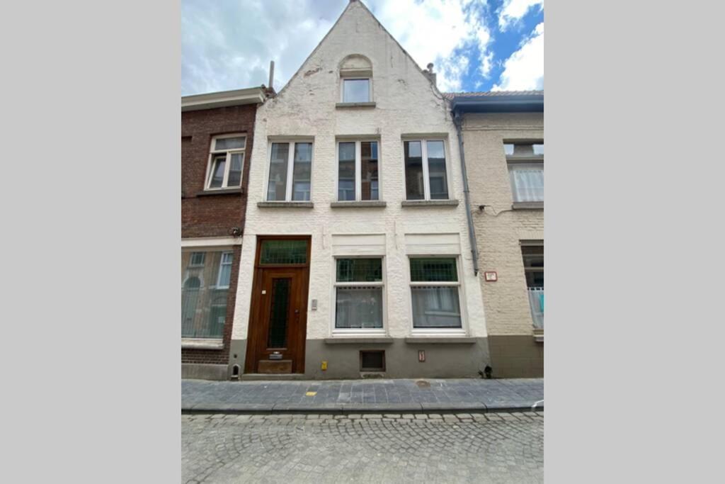 Appartamento Studio With Terrace In 17Th Century House Bruges Esterno foto