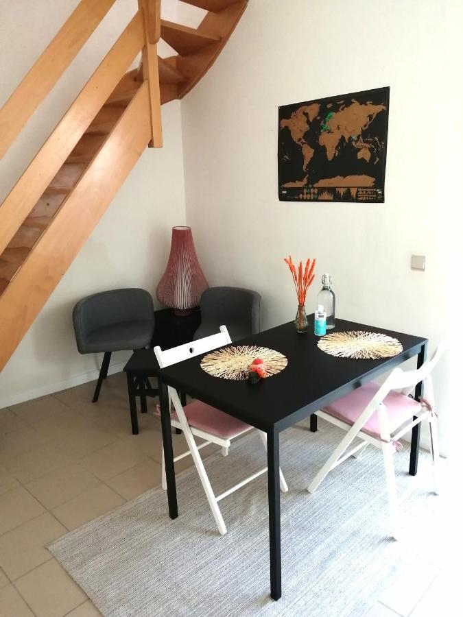 Appartamento Studio With Terrace In 17Th Century House Bruges Esterno foto